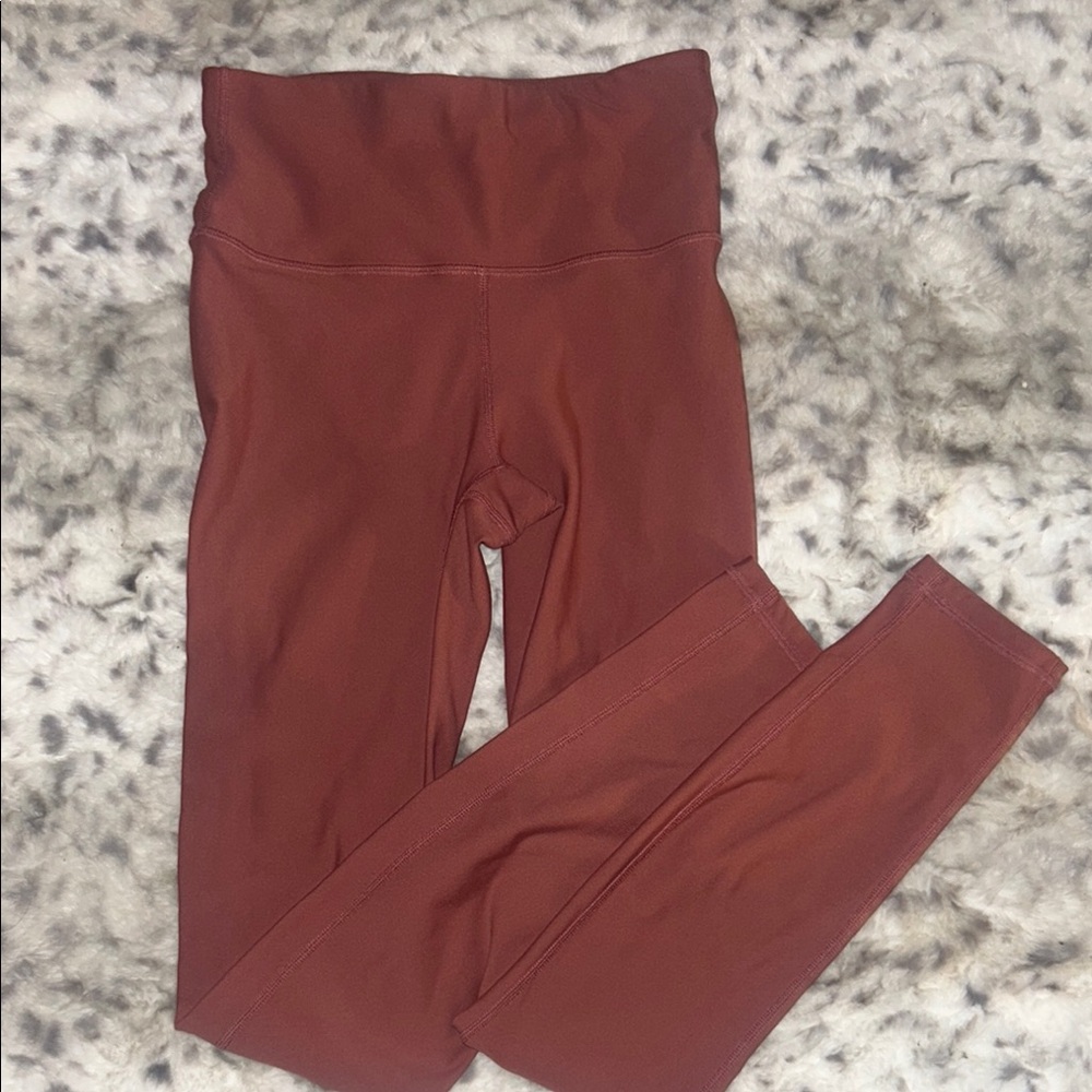 Woman’s Fabletics leggings